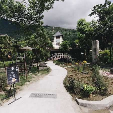 Monet Garden Coffee Farm Apartment Chinan Exterior photo